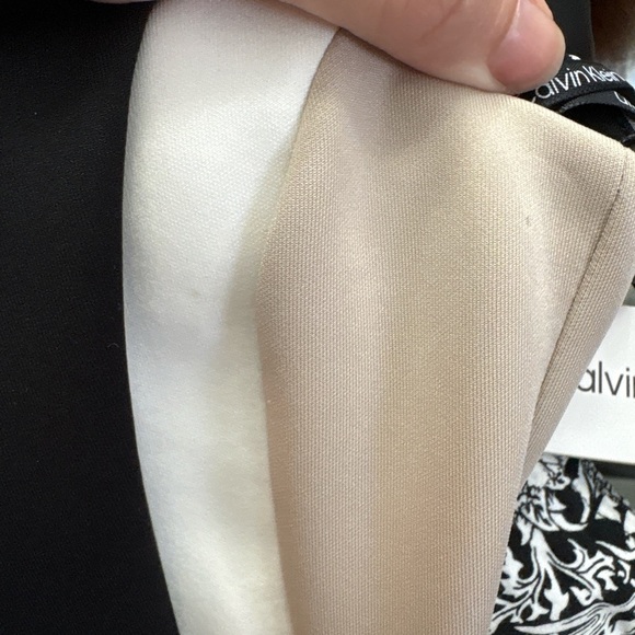 NWT Calvin Klein Black & White Color-Block Mock Neck Scuba Sheath Dress Size 6 - Picture 5 of 6